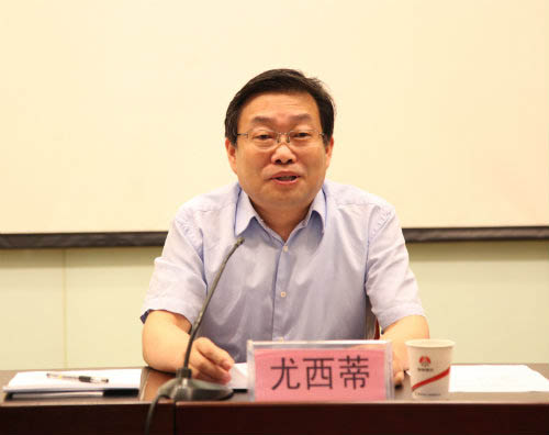 新班子上任一個(gè)月，看他們都忙了些啥？