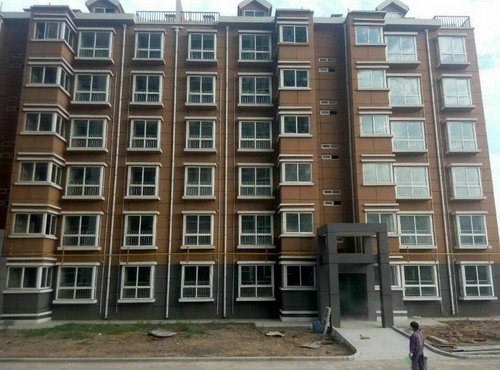 銅川分公司第一項目部全力以赴確保梅樂園19#、20#樓順利交工