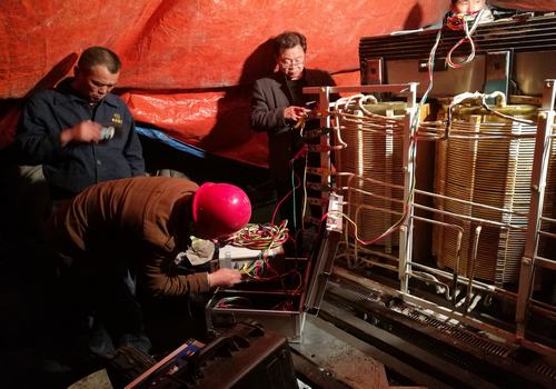 設(shè)備租賃中心連夜試驗(yàn)為客戶解燃眉之急