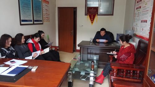 銅煤公司第二項(xiàng)目部女職工“智慧女性·書(shū)香家庭”主題讀書(shū)活動(dòng)圓滿開(kāi)展