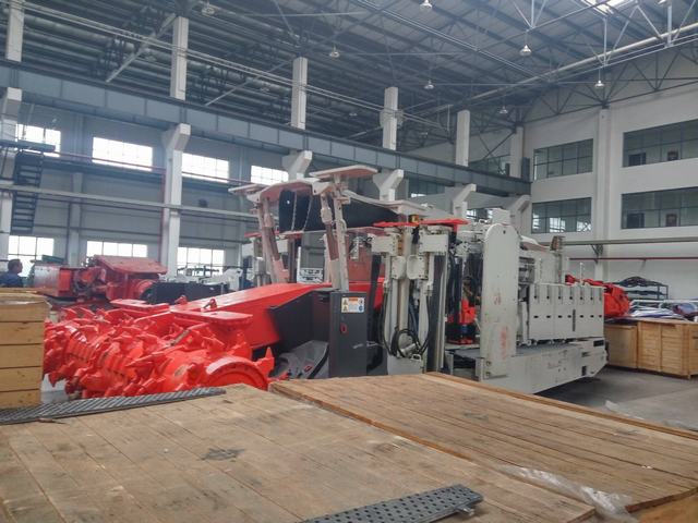 掘進公司學習先進施工經(jīng)驗為“掘進鐵軍”鋪路