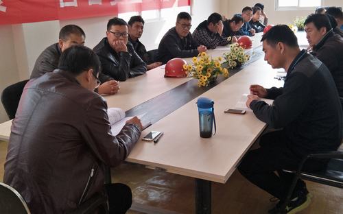 銅煤公司基層黨支部開展“清明祭英烈”教育學習活動