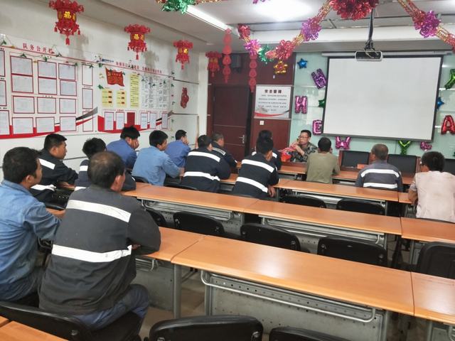 韓城分公司安裝三項目部開展“自救器”培訓(xùn)為安全護航