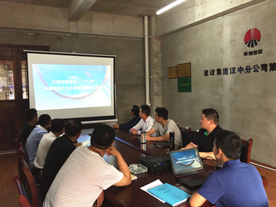 宣貫標(biāo)準(zhǔn)不拖拉  安全宣傳繃緊弦