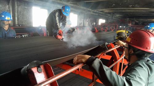 陜煤建設洗選煤運營公司：齊心協(xié)力“敢攻堅，打硬仗”