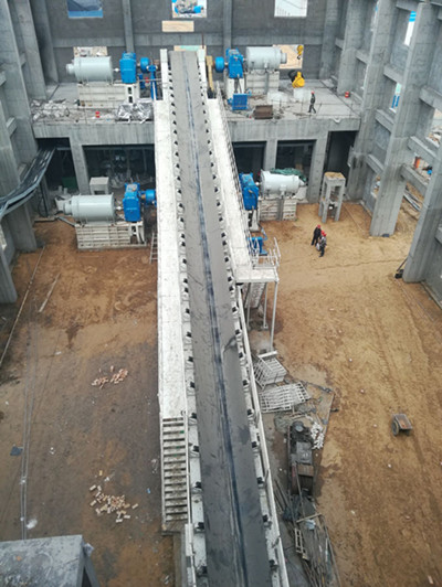 陜煤建設(shè)機(jī)電安裝公司承建的小保當(dāng)一號煤礦主斜井皮帶成功試運轉(zhuǎn)