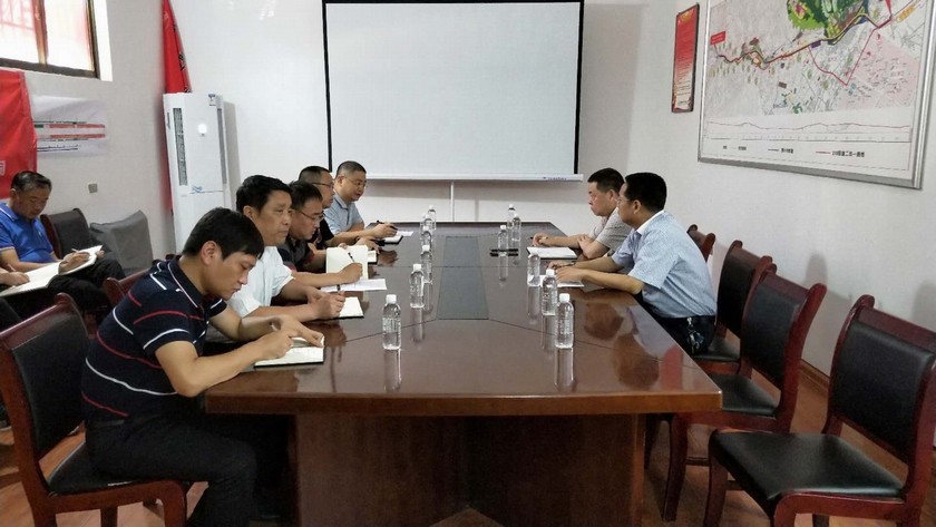 寧興剛、贠公法蒞臨210國道完善工程川耀PPP項目檢查指導(dǎo)工作