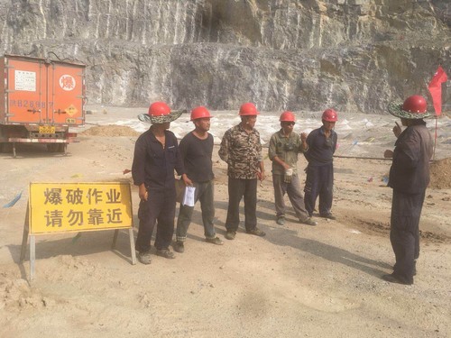 陜煤建設(shè)銅煤公司承建的年產(chǎn)20萬噸固體廢物收集、貯運及預處理項目施工工作高效推進