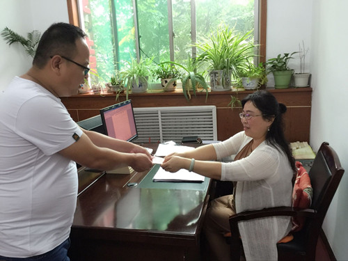 精準(zhǔn)助學(xué)讓寒門學(xué)子心里“暖暖的”