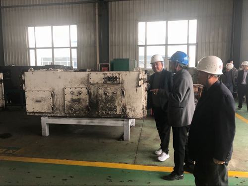 陜煤建設(shè)掘進公司：跑市場 比價格 節(jié)省也能出效益