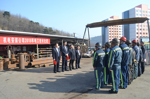 技能大賽搭“擂臺(tái)” 比學(xué)趕超秀“真功”