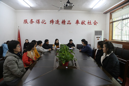 鼓干勁加滿油，努力開創(chuàng)工會工作新局面