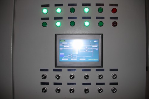 陜煤建設(shè)銅煤公司全力以赴實(shí)現(xiàn)銅煤1#、2#住宅小區(qū)正常供暖