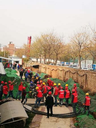 人心齊、泰山移，團(tuán)結(jié)就是力量