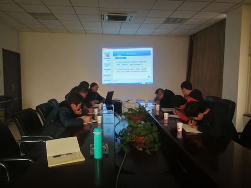 陜煤建設(shè)掘進(jìn)公司：廠家實地培訓(xùn) 建立連采機(jī)種子隊