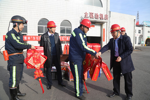 陜煤建設(shè)機(jī)電安裝公司：除夕，我和你一起在施工現(xiàn)場