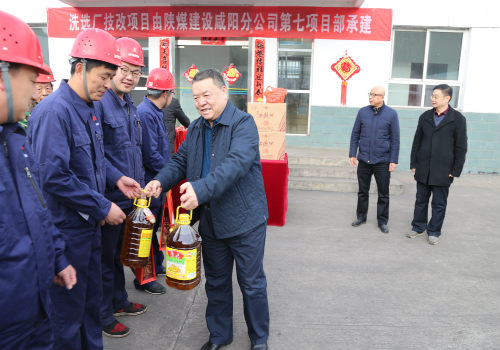 瞧，我們的春節(jié)這樣過