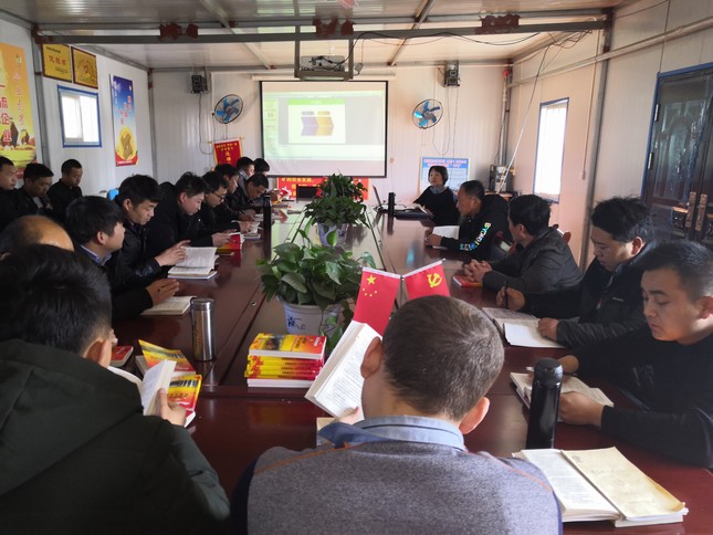 陜煤建設礦建三公司曹家灘項目部開展新員工培訓為工程助力