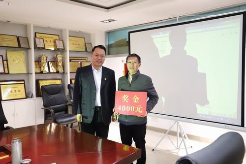 陜煤建設(shè)礦建二公司表彰“五小”活動(dòng)突出集體及個(gè)人