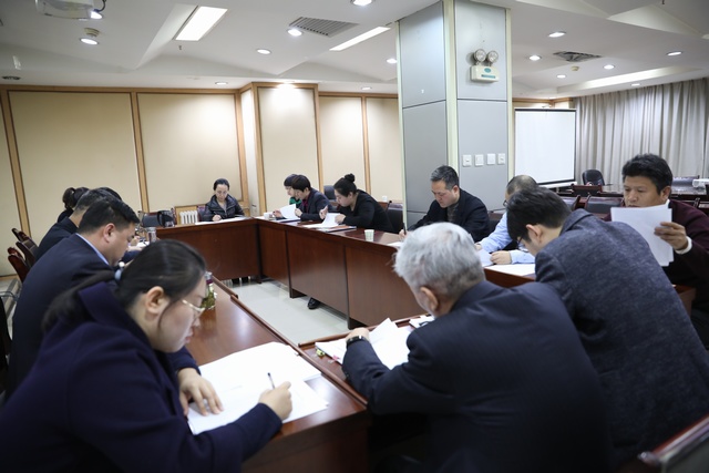 陜煤建設(shè)路橋分公司召開黨員述諾評(píng)諾專題會(huì)