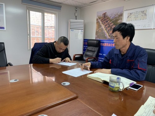 陜煤建設銅煤公司干部職工立下軍令狀，打好百日會戰(zhàn)攻堅戰(zhàn)