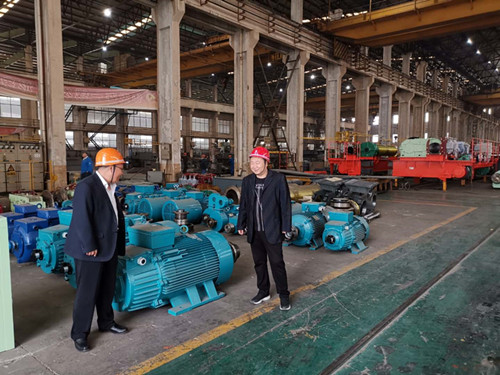 陜煤建設物資公司與山東起重機廠有限公司簽訂戰(zhàn)略合作