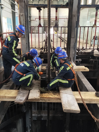 陜煤建設(shè)機電安裝公司安全高效完成立井鋼絲繩更換