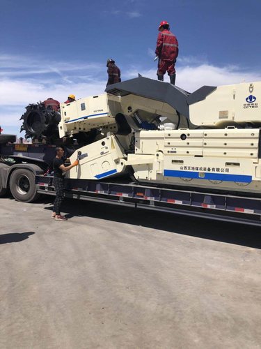 陜煤建設(shè)掘進公司：連采機到場為掘進公司夯足底氣