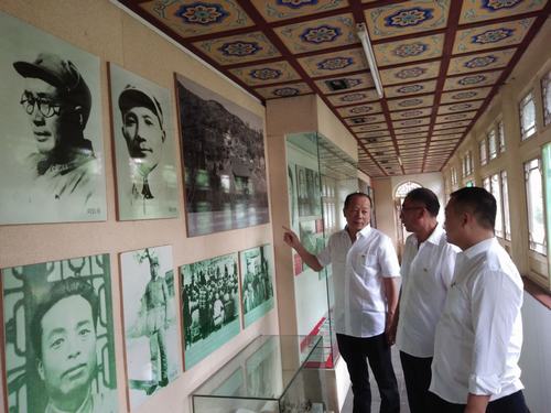 陜煤建設(shè)洗選煤運(yùn)營(yíng)公司安裝第五黨支部主題黨日活動(dòng)進(jìn)行時(shí)