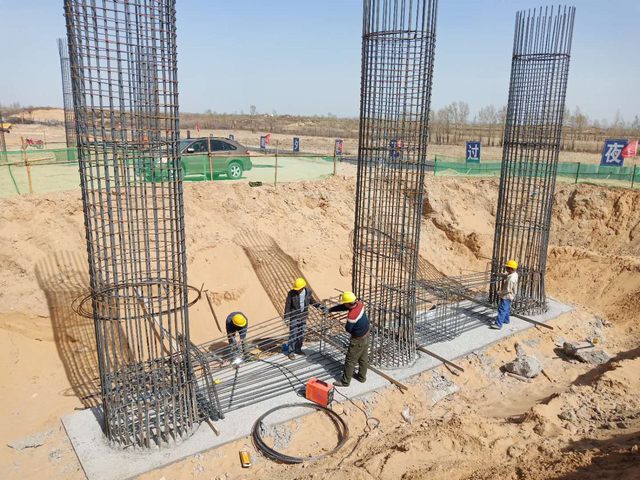 靖神鐵路項目部“晴天快干、小雨巧干、大雨充電”助力施工建設(shè)