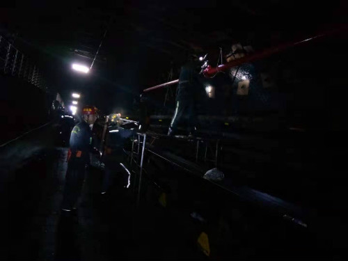 陜煤建設(shè)機電安裝公司建莊項目部首次承建遠距離供液管路安裝工程