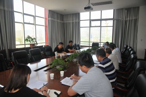 侯本英調(diào)研陜北片區(qū)單位工作并指導(dǎo)主題教育活動(dòng)開(kāi)展