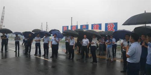 銅川市、渭南市領(lǐng)導(dǎo)率團觀摩渭南分公司南京金龍純電動商用車項目