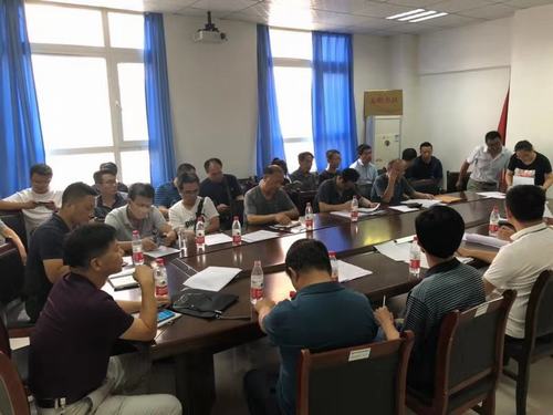 陜煤建設(shè)銅煤公司承建的荔枝苑小區(qū)28#、29#、30#、31#樓順利通過竣工驗收