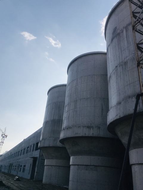 陜煤建設洗選煤運營公司安裝第五項目部一帆紙廠漿塔工程順利完工