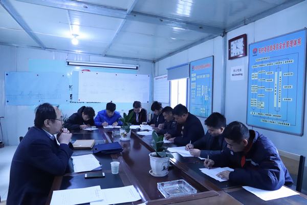 陜煤建設(shè)礦建二公司發(fā)現(xiàn)培養(yǎng)選拔人才強化后備干部力量