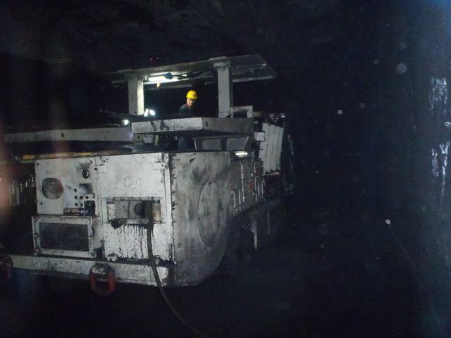 陜煤建設(shè)掘進公司：分頭承包讓“一機雙巷”更加高效