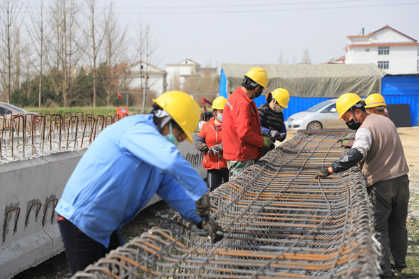 陜煤建設(shè)漢中分公司開足馬力 實現(xiàn)復(fù)工復(fù)產(chǎn)滿負(fù)荷推進