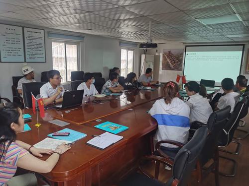 陜煤建設(shè)銅煤公司第十五項(xiàng)目部舉辦工程資料專業(yè)化培訓(xùn)助力項(xiàng)目精細(xì)管理上臺(tái)階