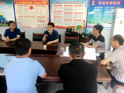 王寧深入大秦置業(yè)公司渭南梅園新村項目檢查指導(dǎo)工作