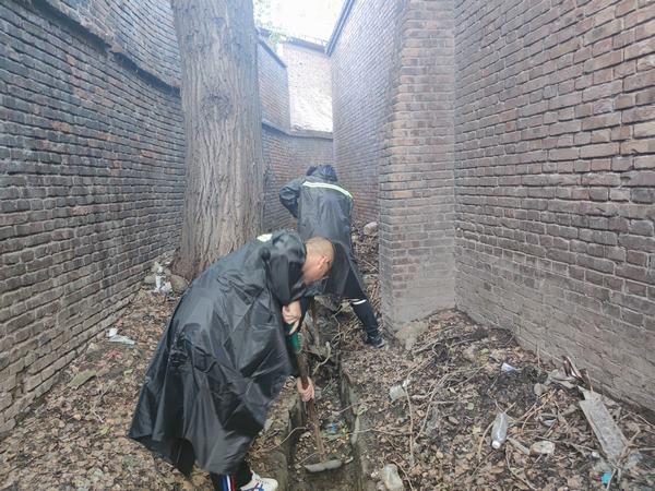 陜煤建設(shè)設(shè)備租賃中心開展“防洪防汛”應(yīng)急演練