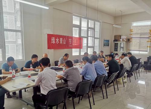 陜煤建設(shè)銅煤公司二十三項(xiàng)目部“打包”交付銅煤1#2#小區(qū)配套工程