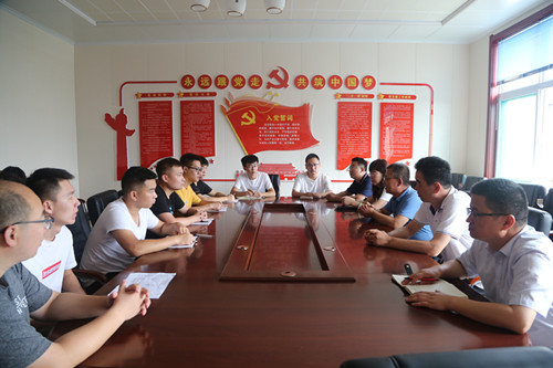 陜煤建設(shè)機電安裝公司：為新入職員工“傳經(jīng)授寶”