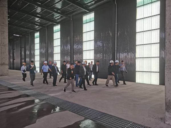 陜煤建設(shè)韓城分公司承建的郭家灣集運(yùn)站儲(chǔ)煤棚工程項(xiàng)目涉鐵工程順利通過竣工驗(yàn)收