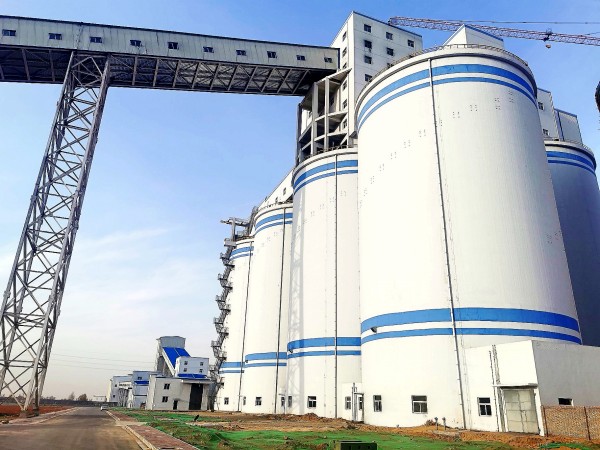 陜煤建設(shè)承建的曹家灘選煤廠產(chǎn)品倉(cāng)、生產(chǎn)指揮管理綜合樓順利通過煤炭行業(yè)“太陽(yáng)杯”工程復(fù)審