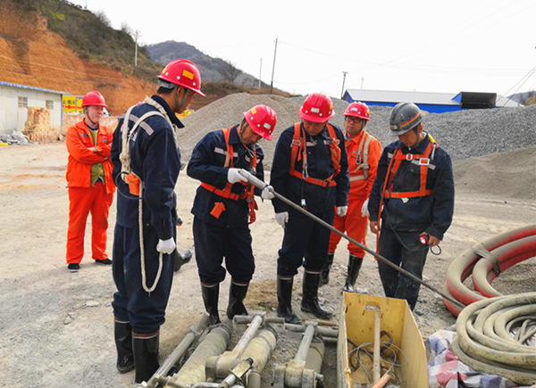 陜煤建設(shè)礦建三公司：四個(gè)“強(qiáng)化”，吹響冬季施工安全號角