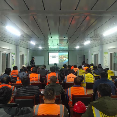 陜煤建設(shè)銅煤公司第十六項目部組織開展消防安全應(yīng)急桌面演練活動