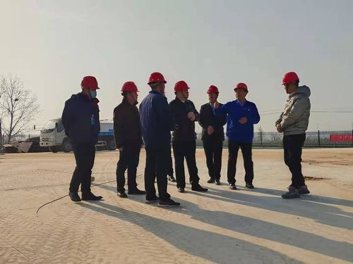 西安重裝集團黨委書記向新剛、副總工程師楊強來一行 蒞臨咸陽分公司銅煤機項目部檢查指導(dǎo)工作