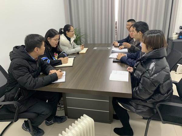 陜煤建設(shè)榆林公司交流學(xué)習(xí)同進(jìn)步、取長(zhǎng)補(bǔ)短共發(fā)展