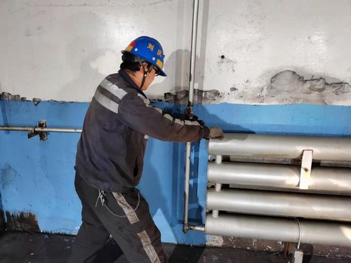 陜煤建設(shè)洗選煤運(yùn)營(yíng)公司紅柳林洗煤廠項(xiàng)目部: 防寒防凍，以“動(dòng)”制“凍”